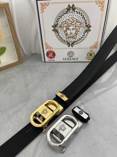 品名：Versace.范思哲 自动带 材质：原单牛皮腰带 百分百头层牛皮腰带保证真皮，24K纯钢扣，专柜原单品质、做工精细，时尚大牌，送人自用首选 包装： 请认