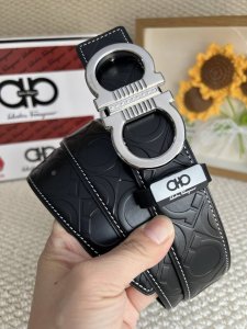 品名：菲拉格幕 原单钻扣 DDD 材质：原单牛皮腰带 百分百头层牛皮腰带保证真皮，24K纯钢扣，专柜原单品质、做工精细，时尚大牌，送人自用首选 DDD 包装：