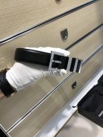 特 配送专柜包装 Sain Laure 宽30Mm 男女通用腰带皮带 出货最新款，原版进口全立面小牛皮，每针每线都非常紧致，Ysl古银原版开模银扣，时尚百搭高雅