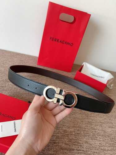 特 Ferragamo.菲拉格慕 全套新款包装 宽度3.5Cm 高级定制款男士皮带 双面进口牛皮 可双面使用 自行选择搭配 真材实料 很有质感 时尚经典不失风范