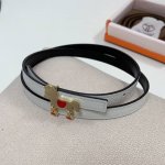 特 爱马女款细腰带 原单品质 原版进口ep手掌纹配进口小牛皮底 双面可用 掌纹配黑色 13Mm宽 搭配珐琅彩色小马亮金/亮银