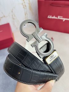 品名 菲拉格慕.Ferrgamo腰带 皮带 原单 型号 挂扣 原版新款挂扣 实物拍摄 头层牛皮 材料 百分百头层牛皮 保证真皮 双面可用专柜同等质量 经典双面头
