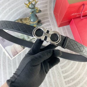 菲拉格慕 特种皮腰带自动带系列 ，原厂五金精品不锈钢扣，手感柔软舒适 宽3.5Cm。