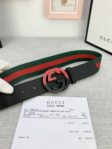 宽度4.0Cm G U C C I 经典帆布织带腰带 头尾用采头层小皮牛的点缀 配以织纹质皮滚边和原单钢扣。夏季男百女搭款 上身效超果级棒