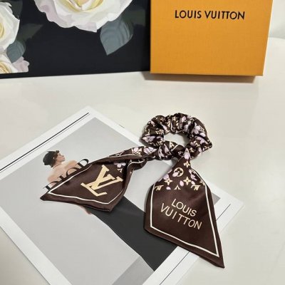 特 配包装 Lv 路易威登 经典真丝发圈 带头上或者手上都非常好看 时尚百搭人手必备单品