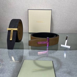 汤姆福特最新网红爆款双面头层牛皮专柜同步3.8宽新款上市了，原版牛皮，搭配铜扣，优雅，大方用的方便。谢谢你转载。