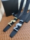 品名：万宝龙 Montblanc 原单 材质：原单牛皮腰带 百分百头层牛皮腰带保证真皮，24K纯钢扣，专柜原单品质、做工精细，时尚大牌，送人自用首选 包装： 请