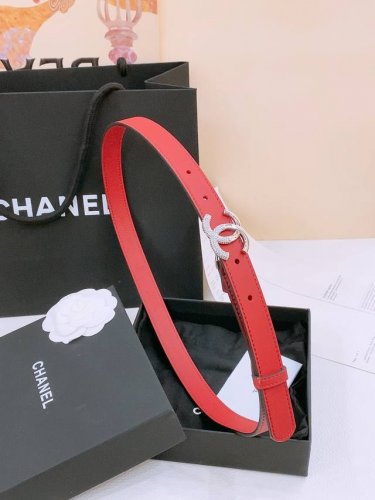 Chanel 小牛皮 与 羊皮 黄铜金属 手感柔软 舒适 2.0Cm