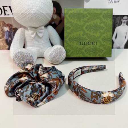 特 两件套 配专柜包装 Gucci 古驰 最新爆款来啦碎花两件套发箍发圈 优雅的Girl值得入手 非常好搭配 气质有品位 建议两个一齐佩戴 神奇的仙 - 点击图像关闭