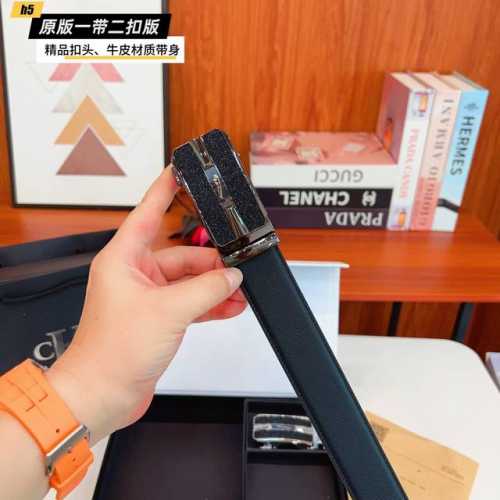 1带1扣 1带2扣 捷豹B家 滑道 双扣版 1带2扣 正版开模 此款腰带双面采用原厂牛皮带身，精密电镀标志性五金搭扣 对版专柜。3.8Cm 如需木盒40