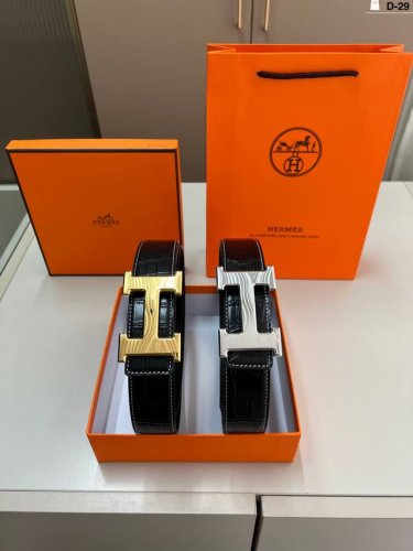 爱马仕 Mermes 男士牛皮腰带 D-29全套包装+手提袋