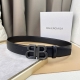alenciaga Bb 宽版腰带 这款Bb 版腰带来自Balenci设计细节，正面扣、尖尾，打孔式细节3.8Cm