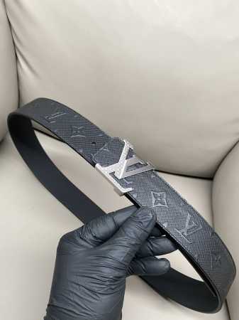 Lv 路易威登 4.0热压立体小牛皮 高品质钢扣 金白 新款同步更新 - 点击图像关闭
