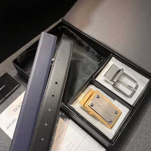 Dg宽3.5Cm Dolce&Gabbana 新款 搭配双扣头，轮换用，时尚商务同时兼顾，搭配可双面使用腰带，五金采用钌电镀 Dg 交叉造型徽标搭扣