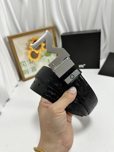 品名：万宝龙 Montblanc 材质：原单牛皮腰带 百分百头层牛皮腰带保证真皮，24K纯钢扣，专柜原单品质、做工精细，时尚大牌，送人自用首选 包装： 请认准如