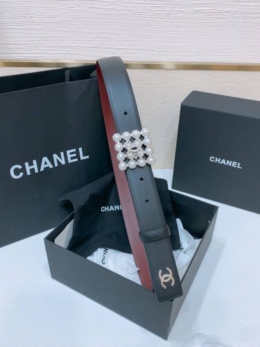 Chanel 春夏新款 小牛皮与黄铜Cc搭扣 精致细腻 光滑优雅 3.0Cm