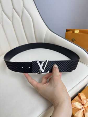路易威登 Lv 全套包装 40Mm宽度 正品一体铸造五金钢扣 原厂皮料 双面原厂定制面料 区别市场货 - 点击图像关闭