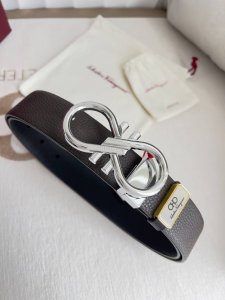 品名：菲拉格慕.Ferrgamo腰带 皮带 原单 型号：挂扣，纯铜材质经典挂扣，实物拍摄，头层牛皮 材料：百分百头层牛皮，保证真皮。纯铜材质，真空电镀永不掉色，