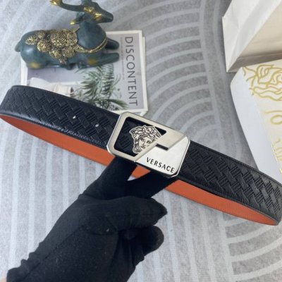 范思哲 特种皮腰带系列 ，原厂五金精品不锈钢扣，手感柔软舒适 宽3.8Cm。