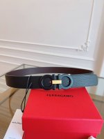 特 Ferragamo.菲拉格慕 新款全套包装 宽度3.5Cm 高级定制款男士皮带 双面进口牛皮 可双面使用 自行选择搭配 真材实料 很有质感 时尚经典不失风范