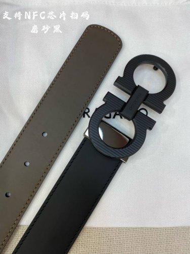特 Nfc-F3.5Cm高级定制款男士皮带 ，双面进口牛皮，自行选择搭配 真材实料 很有质感 时尚经典不失风范 可自行裁剪 ！