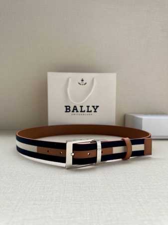 Bally 巴利 专柜新款 男士休闲布配皮双用腰带 宽3.4Cm这款帆布腰带饰以蓝色和奶油色迷幻火车条纹，搭配土黄底 经典针扣 搭扣更显纤细，采用钛金属色调亮面 - 点击图像关闭