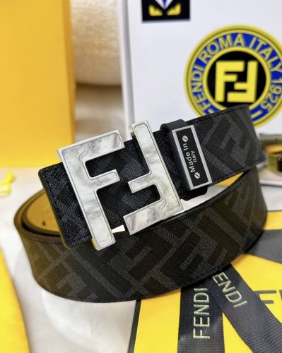 皮带：Fendi.芬迪..顶级原单复刻. 腰带：百分百头层牛皮，保证真皮。双层ff陶瓷工艺镶嵌设计24K纯钢扣，永不掉色涂鸦彩绘图案艺术正反双面使用商场专柜同等