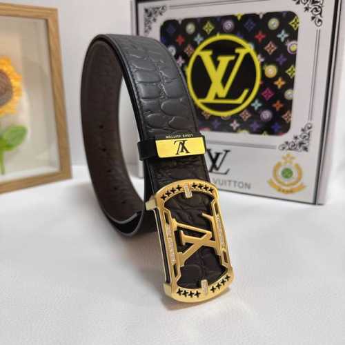 品名：Lv..路易..威登 材质：原单牛皮腰带 百分百头层牛皮腰带保证真皮，24K纯钢扣，专柜原单品质、做工精细，时尚大牌，送人自用首选 包装：