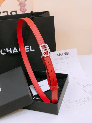 Chanel 小牛皮 与 羊皮 黄铜金属 手感柔软 舒适 2.0Cm