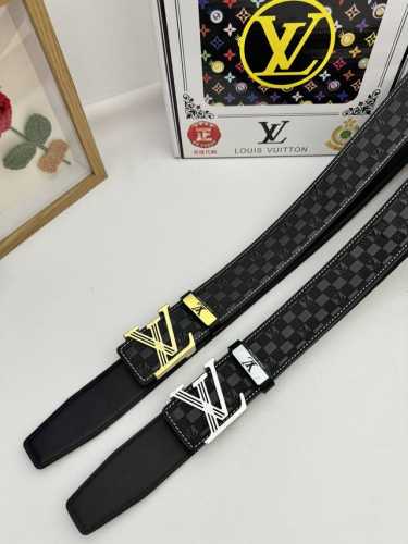 品名：Lv..路易..威登原单 材质：原单牛皮腰带 百分百头层牛皮腰带保证真皮，24K纯钢扣，专柜原单品质、做工精细，时尚大牌，送人自用首选包装： 请认准如图专