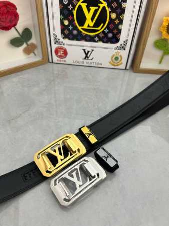 品名：Lv..路易..威登自动带 材质：原单牛皮腰带 百分百头层牛皮腰带保证真皮，24K纯钢扣，专柜原单品质、做工精细，时尚大牌，送人自用首选 包装： 请认准如 - 点击图像关闭