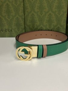 Gucc 1 最新配色 宽度3.7Cm 可以双面使用 旋转五金即可替用腰带颜色 双面进口牛皮 手感极致完美 走线工整 可自行裁剪 实体必选单品