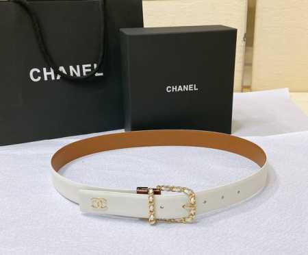 特 Chanel 独家首发 原版小牛皮 金色金属与小牛皮 白 与 土黄、 旋转五金 一带两用 简单优雅知性的搭配 3.0Cm精品 - 点击图像关闭