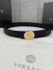 特 宽度4.0 Cm Versace范思哲此款原版皮带饰有Versace品牌标志：3D美杜莎皮带扣，这也是Palazzo系列的一部分。