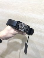 送专柜包装 打孔针 批专柜同款、实拍专柜官网，尺寸:宽35Mm，原版立体半脸间色美人头扣 ，极富设计美感 ，双面采用进口原版小牛皮压花，彰显个性，清晰美观，皮质