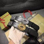 特 宽4.0Cm Gucci 每一季，品牌标识都会吐故纳新，于经典之中融入新意。在这款腰带上，经典Gg标识以亮眼之姿生动呈现，与双G造型配件相得益彰