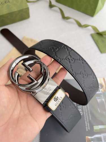 品名：古奇.Gu...Cci皮带 腰带 原单 型号： 双面头层牛皮，双面使用斜边旋转挂扣，实物拍摄 材料：头层牛皮，保证真皮。专柜同等质量， 双面可用旋转扣头，