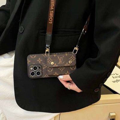 上新Lv经典老花斜挎左右开卡包手机壳 lv经典款拼色四包围边贴绒布侧边烫金贴皮 摄像头精孔可过镜头膜 型号 为了不出现报错型号 请打开本机查看手机设置显示的型号