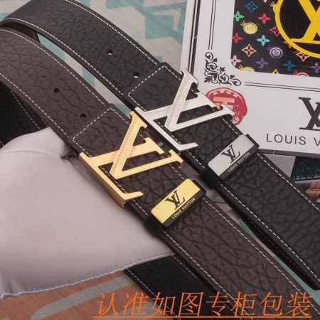 男款腰带：Lv 路易威登原单牛皮腰带 男款皮带：材质百分百头层牛皮腰带保证真皮皮带，专柜原单品质、做工精细，时尚大牌，送人自用首选包装： 请认准如图专柜包装赠送 - 点击图像关闭