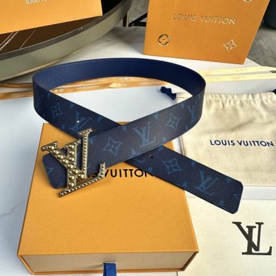 原版包 L0Uis Vuitt0N 專櫃最新升級版本 寬度40毫米 精湛工藝定制帆布面料襯托進口小牛皮十字紋底 搭配精鋼鉚釘設計字母搭扣 雙面用 經典百搭款！