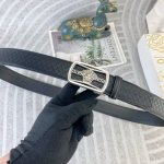 范思哲 特种皮腰带自动带系列 ，原厂五金精品不锈钢扣，手感柔软舒适 宽3.5Cm。