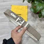 Fendl 芬迪 专柜同款 宽3.8Cm 原版定制布料 Ff图案布料材质 米白色皮革内衬 单钉镀钯金属配件 时尚潮流 经典系列