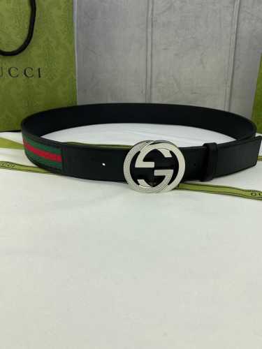宽度4.0Cm Gucci 经典帆布织带腰带，配以织纹皮质滚边和双G原单镶钻钢扣。绿色 红色 绿色棉质帆布编织腰带，配以黑色头层牛皮