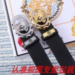 品名：Versace.范思哲原单 材料：百分百头层牛皮，保证真皮。24K纯钢扣双面可用专柜同等质量， 送人自用首选 包装： 请认准如图专柜包装，赠送打孔器，银联