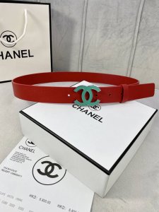 宽度3.0Cm Chanel 香奈儿 女士腰带皮带新款柔软的进口小牛皮金 银色磨胶金属钢扣。