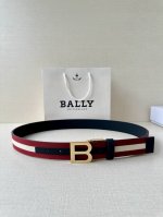 特 Bally 巴利 专柜同款 男士腰带 宽3.4Cm 这款选用反面进口牛皮精制而成 正面金属扣 简约百搭 可调式长度可轻松匹配完美尺寸