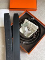 特 Hermes.爱马仕 官网同步 宽度38Mm 原版荔枝搭带身搭配原版精品钢扣，男装的经典搭配，可双面使用完美配饰！