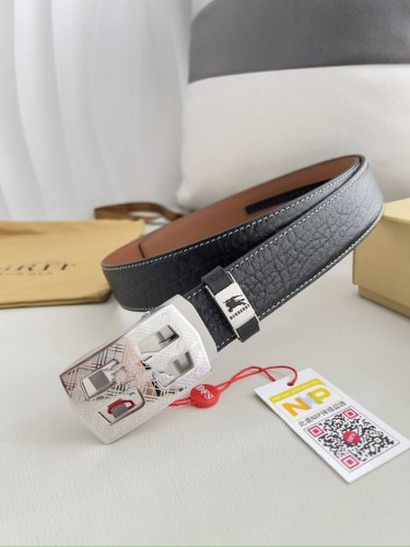 品名：巴宝莉.Burberry 腰带自动带 皮带 型号：自动扣，纯钢材质自动扣，自动带身，双面头层牛皮 材料：百分百头层牛皮，保证真皮。24K纯钢扣专柜同等质量