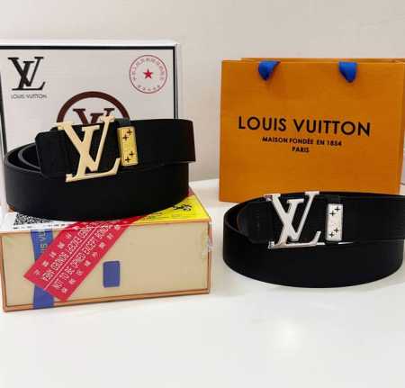 皮带：Lv.路易威登顶级复刻- 腰带：原单品质百分百进口原厂头层牛皮，保证真皮。接皮设计雾面工艺.真空电镀.永不掉色.24K纯钢扣头层小牛皮荔枝纹双面可用专柜同 - 点击图像关闭
