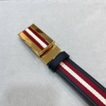专柜ＢＡ、ＬＬＹ 拼色款全皮手工拼接 双面两用 尺寸3.4Cm
